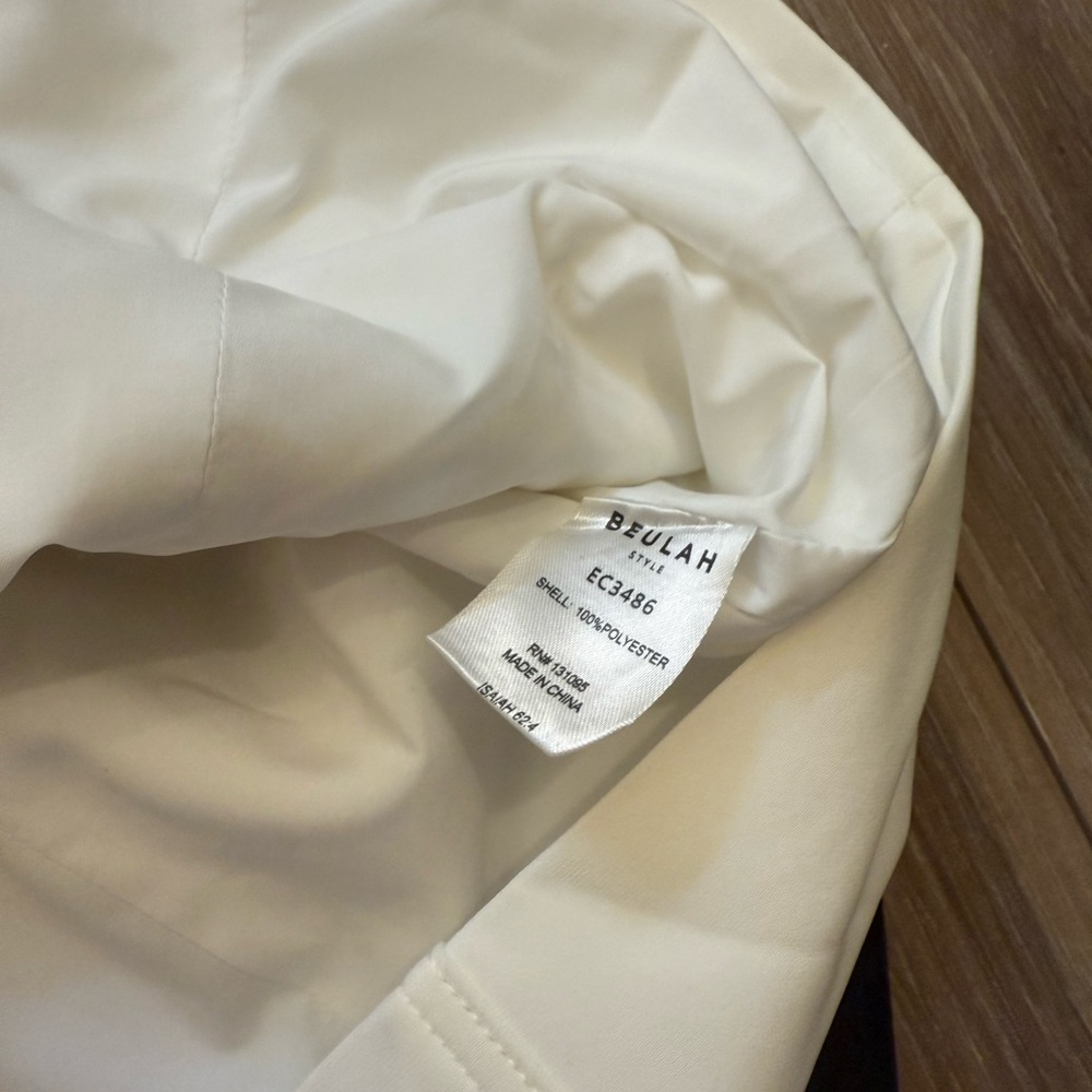 Beulah WHITE ROSE STRAPLESS BUTTON FRONT DRESS - Picture 5 of 8